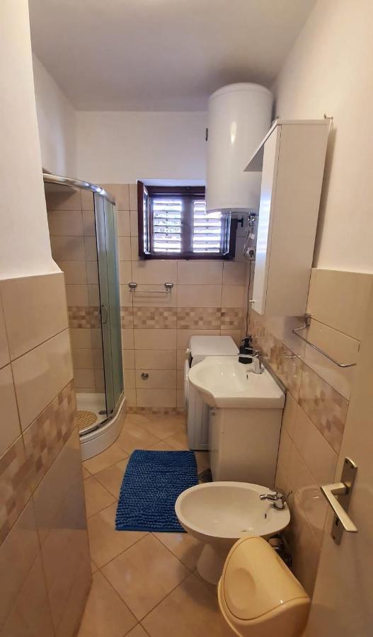 Apartment Mlija Омиш Экстерьер фото